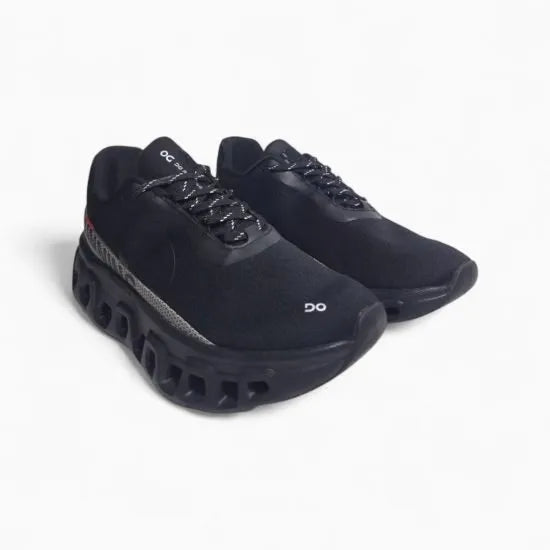 RUN 1 ALL BLACK TE DO RUNNING